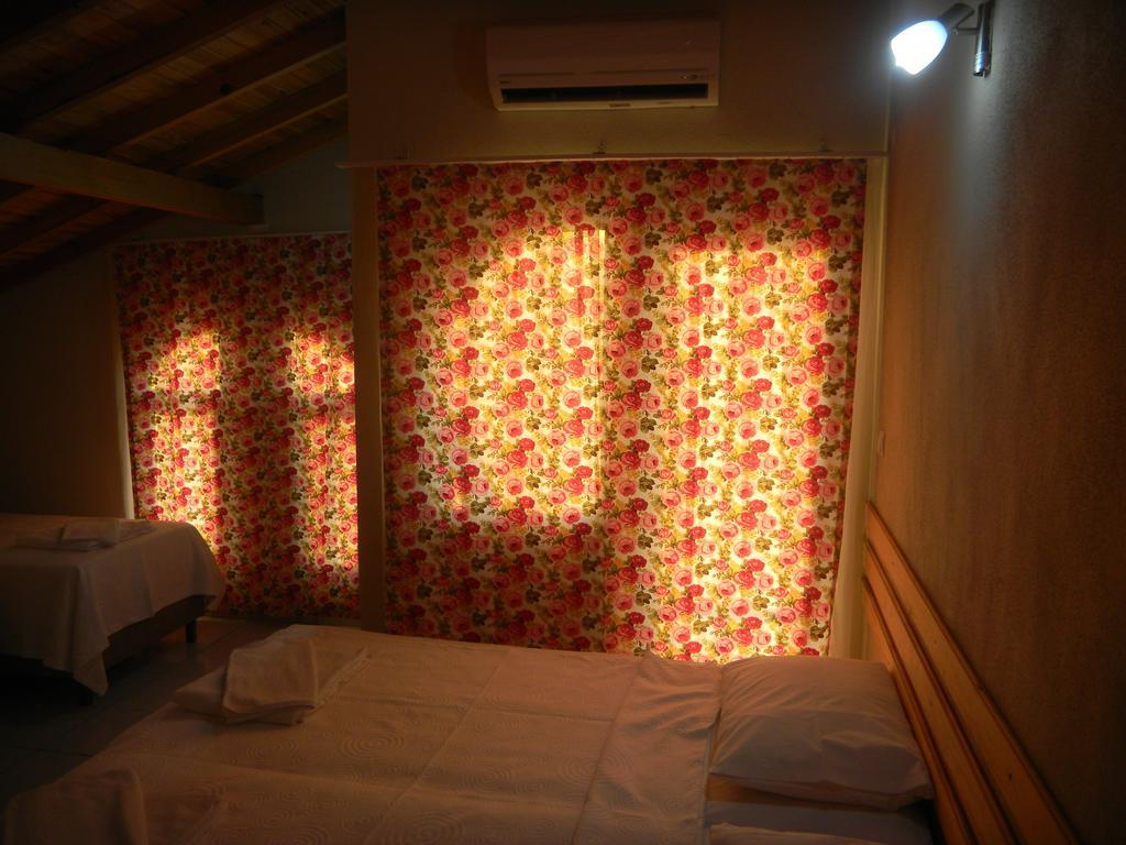 Zeytin Cicegi Pansiyon Geyikli Zimmer foto
